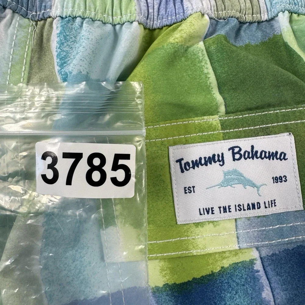 Tommy Bahama Baja Harbor Maui Blue Cove Men Swim Trunks Small ST924543 NWT